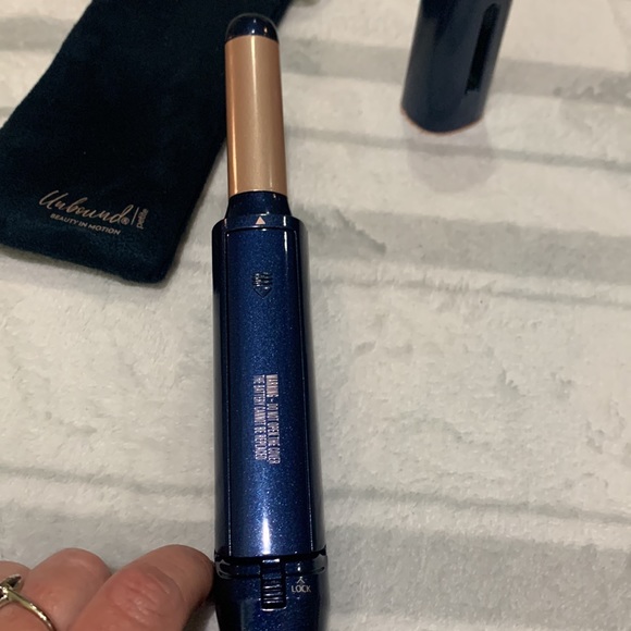 Unbound petite cordless curling iron/straightener - Picture 6 of 10